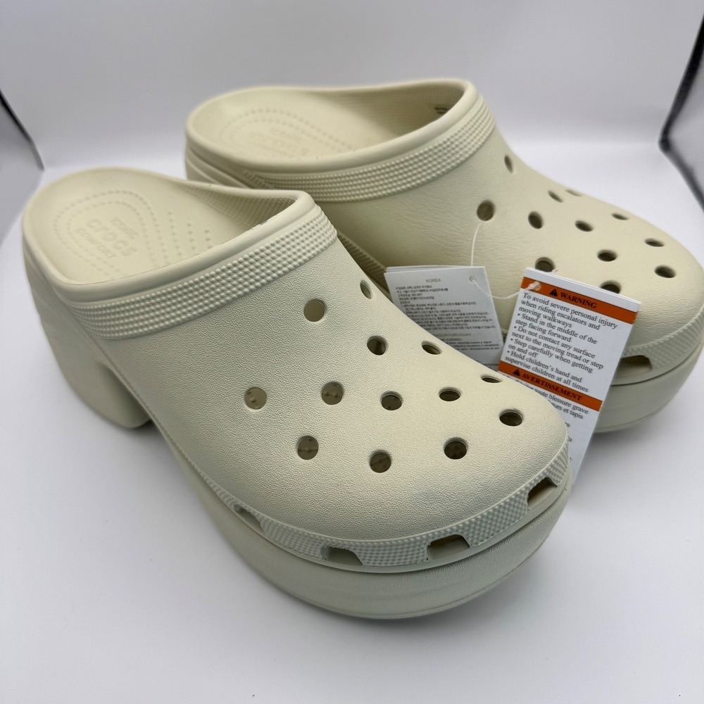 Crocs‎ Classic Platform Women Heel Clogs Tan Beige Women Size 12